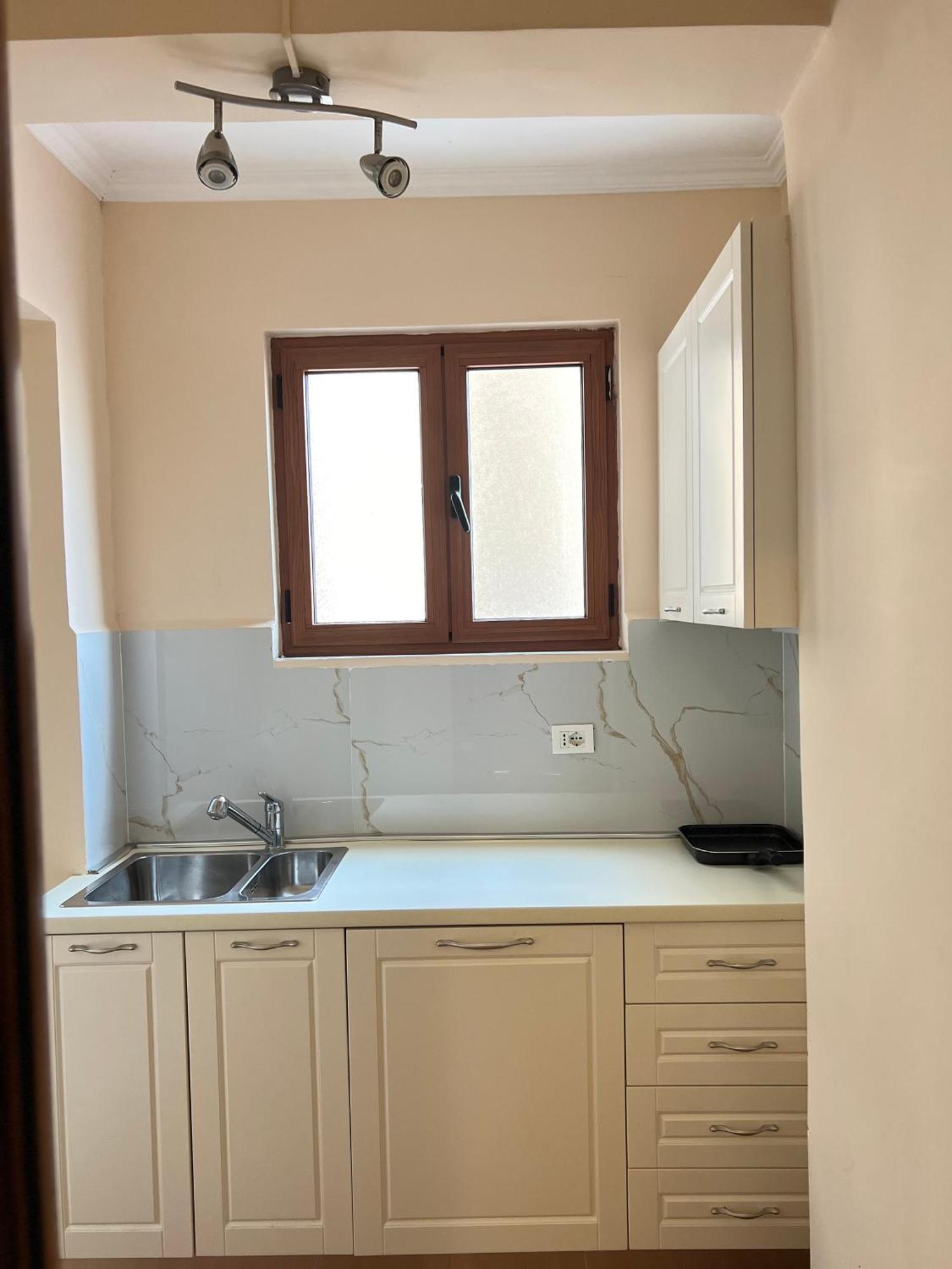 Skanderbeg Square Apartment 02 Tirana Buitenkant foto